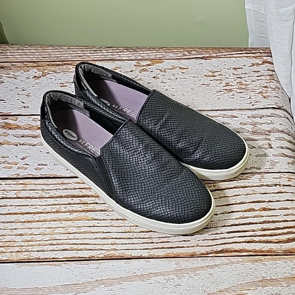 DR. Scholls sz 11 black slip on shoes SH266
